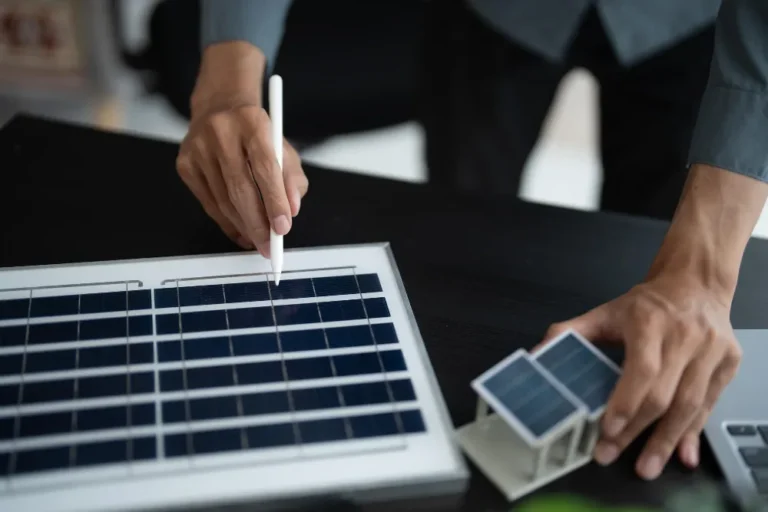 How Solar and Battery Installation Saves You Money Long-Term